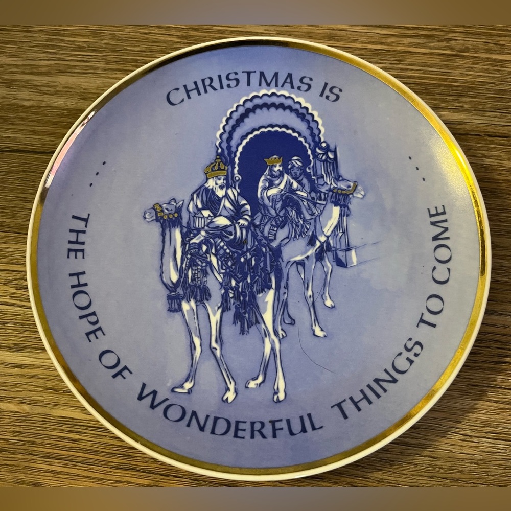 ***😀3 for $35./1980 Regal Christmas collector plate